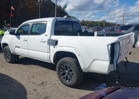 2022 Toyota Tacoma Sr5 V6 z USA, uszkodzony, nr VIN 3TMCZ5AN5NM522220
